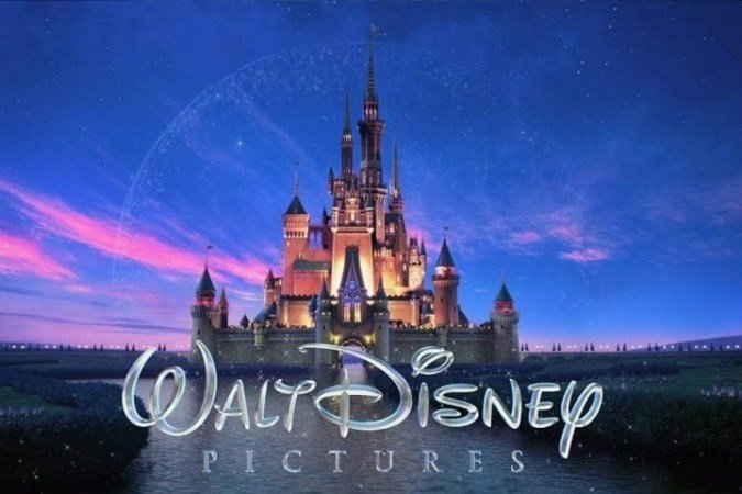 Sua ascensão precoce o levou a assinar um contrato exclusivo de dez anos com a Walt Disney Productions em 1966. Este acordo o estabeleceu como um dos rostos mais conhecidos e queridos do estúdio durante a década de 1970.
- (crédito: Divulgação) Sua ascensão precoce o levou a assinar um contrato exclusivo de dez anos com a Walt Disney Productions em 1966. Este acordo o estabeleceu como um dos rostos mais conhecidos e queridos do estúdio durante a década de 1970.
- (crédito: Divulgação)