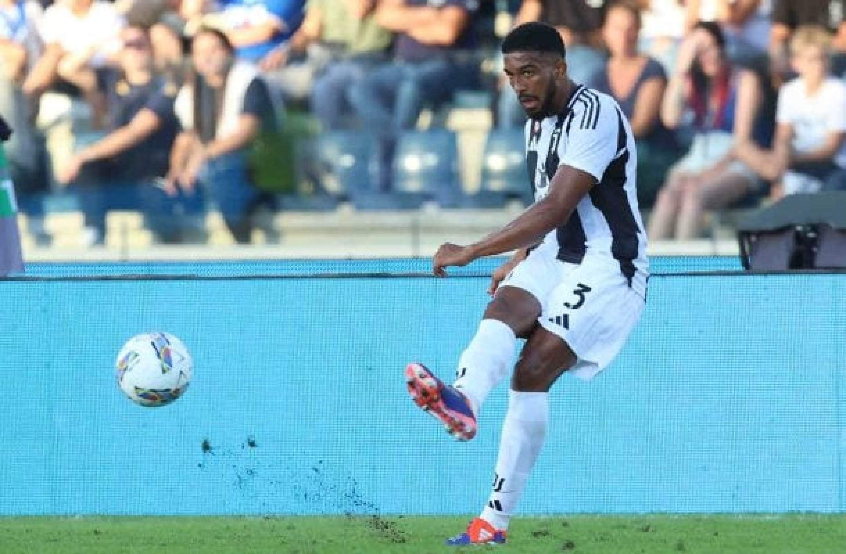 Com lesão no joelho, Bremer, da Juventus, passará por nova cirurgia na carreira