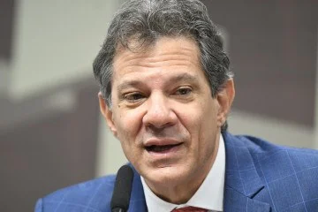 Haddad: 'Espero que as investigações levem aos responsáveis, porque de fato é um tombo e está sendo visto como maior fraude bancária da história do Brasil' - (crédito: Ed Alves CB/DA Press) Haddad: 'Espero que as investigações levem aos responsáveis, porque de fato é um tombo e está sendo visto como maior fraude bancária da história do Brasil' - (crédito: Ed Alves CB/DA Press)