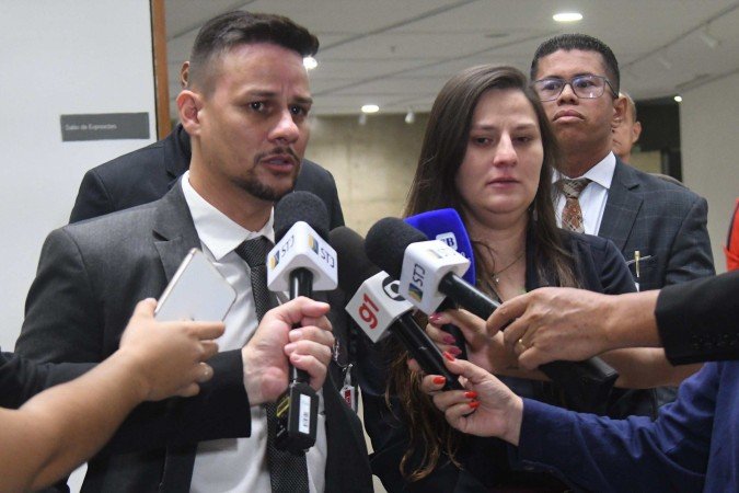  Jose Victor e Naiara Barros, irmãos de Francisco: "Sofrimento grande, mas nunca perdemos a crença" -  (crédito:  Ed Alves CB/DA Press)