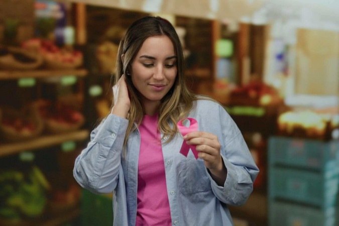 O cuidado com a alimentação pode ajudar a prevenir o câncer de mama (Imagem: Krakenimages.com | Shutterstock) -  (crédito: EdiCase)