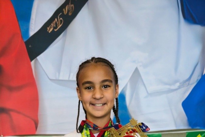 Brasiliense de 10 anos vence Mundial de Taekwondo