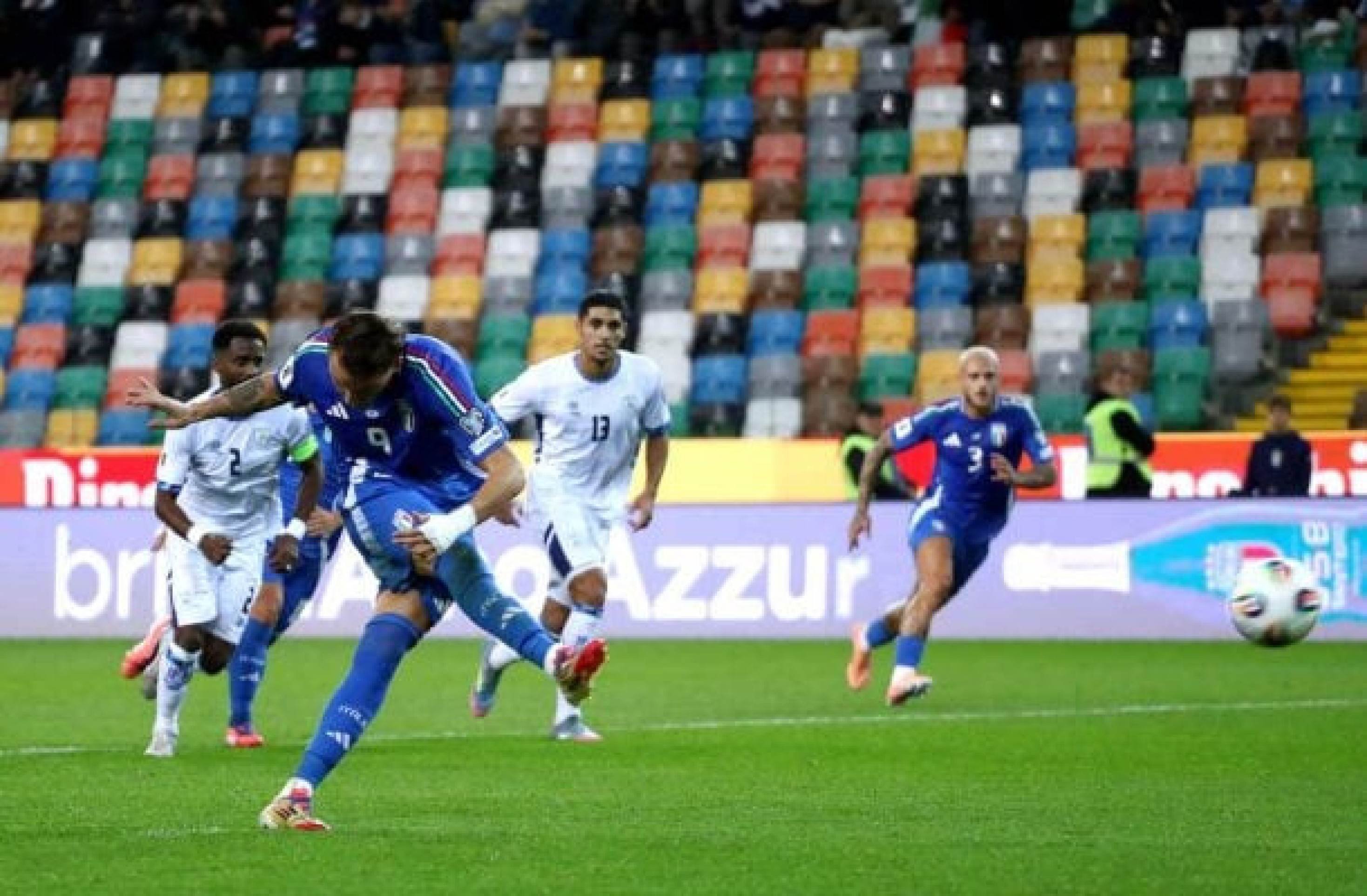 Itália vence Israel com gols no fim e se garante na repescagem das Eliminatórias