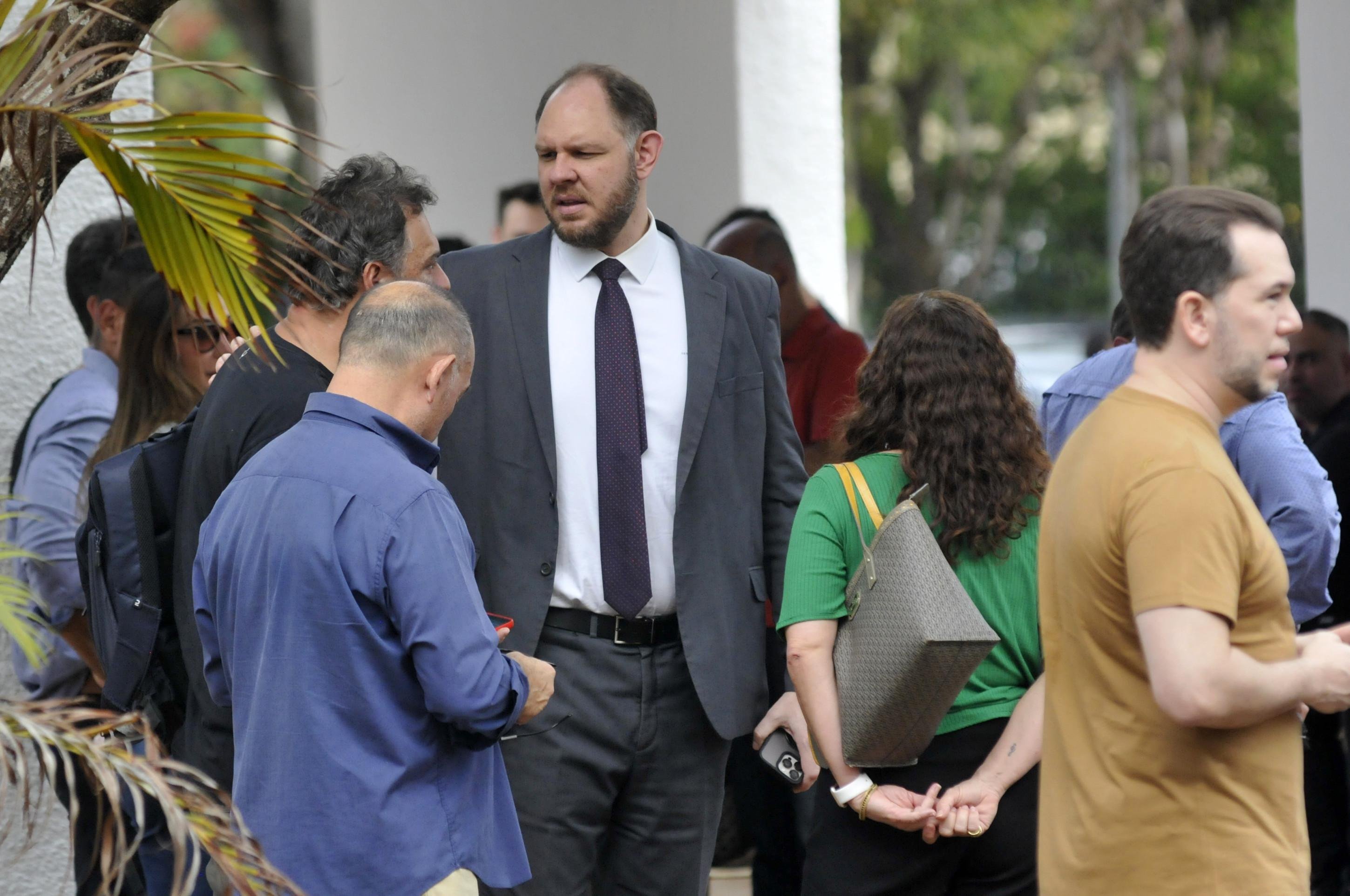 Brasília se despede do jornalista Luiz Recena