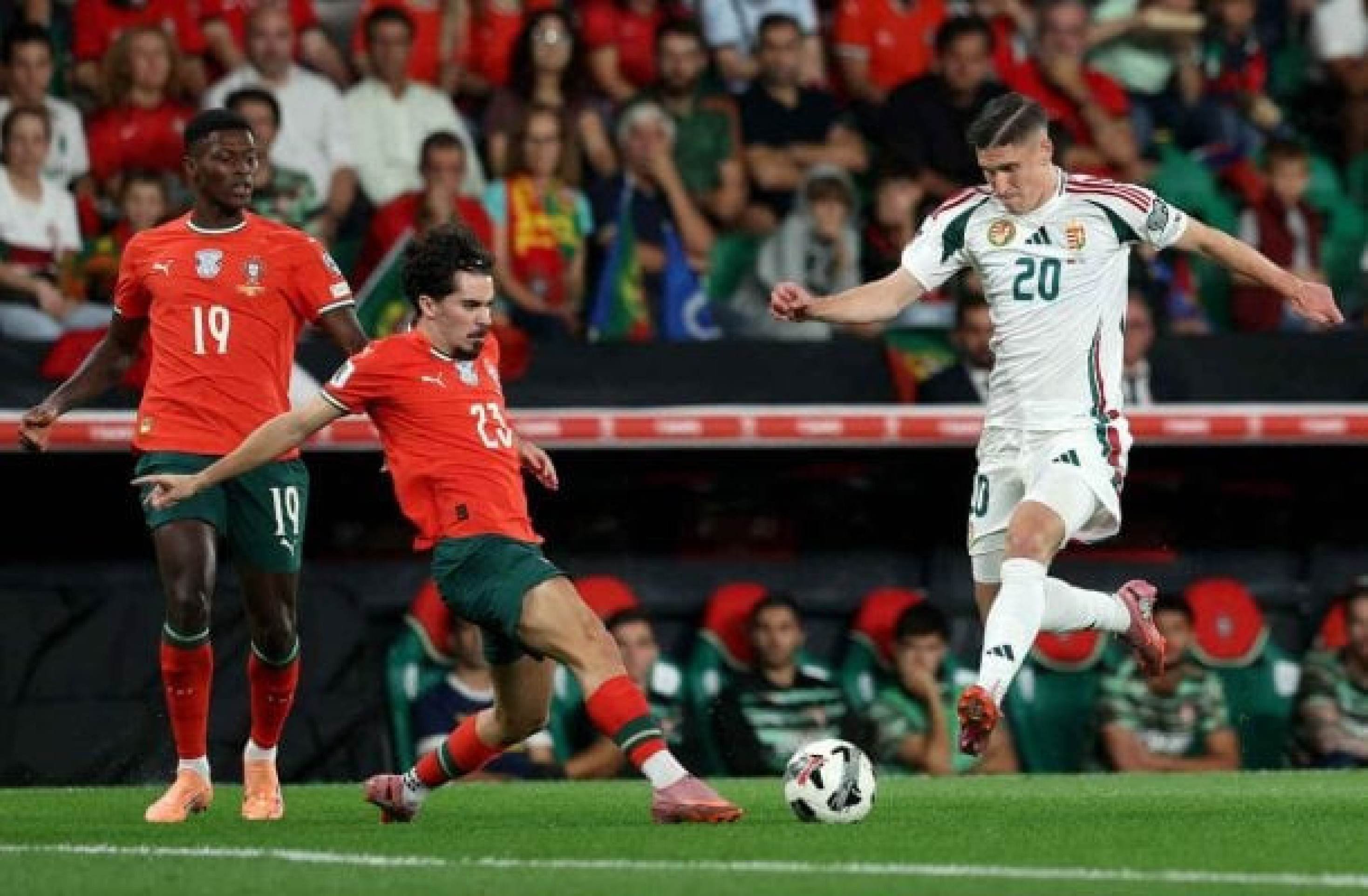 CR7 faz história, mas Portugal leva empate no fim contra a Hungria e adia vaga