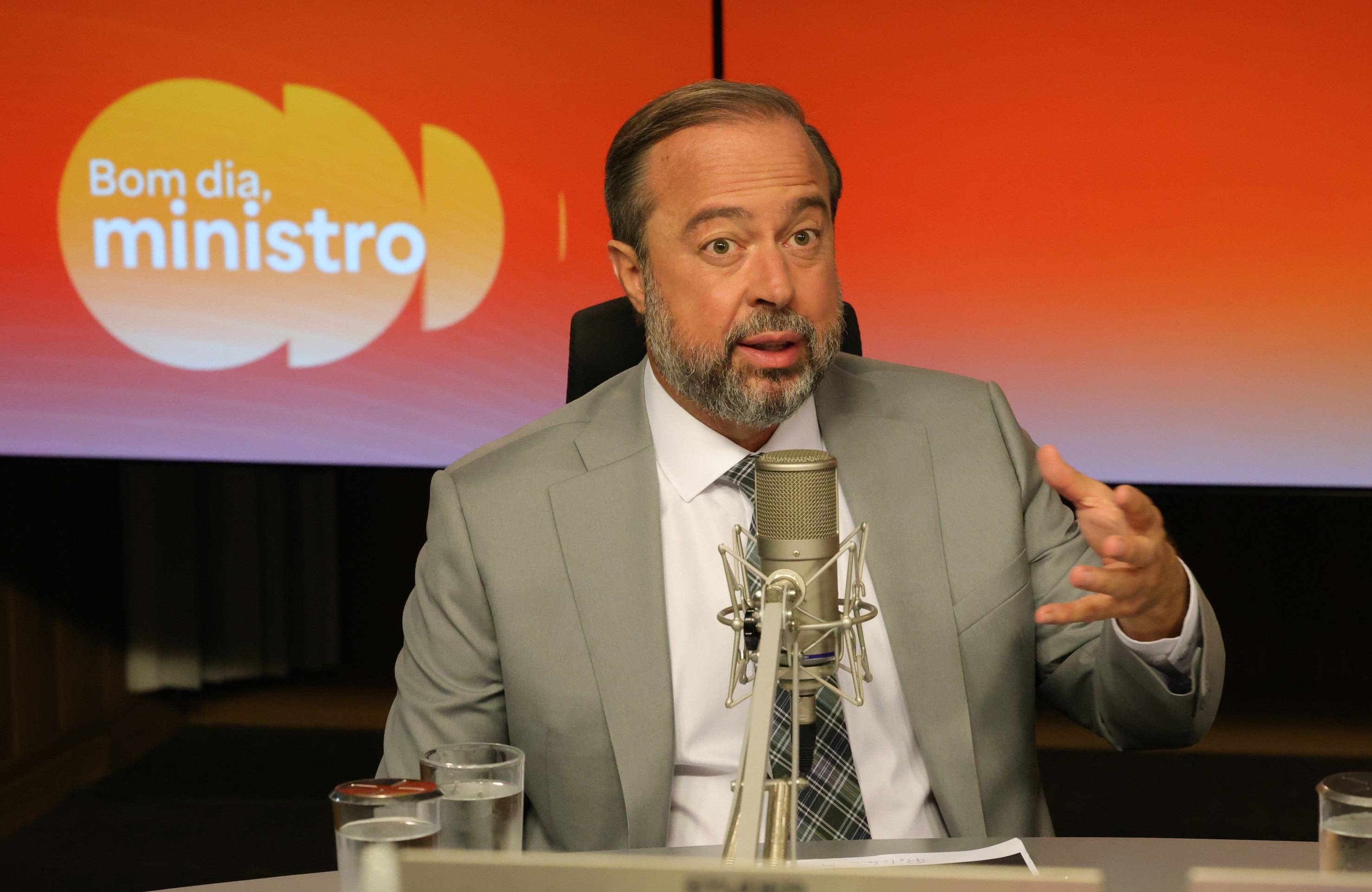 Segundo Alexandre Silveira, ao contrário dos episódios ocorridos em 2001 e em 2021, o país tem, hoje, excesso de produção energética -  (crédito: Fabio Rodrigues-Pozzebom/Agência Brasil)