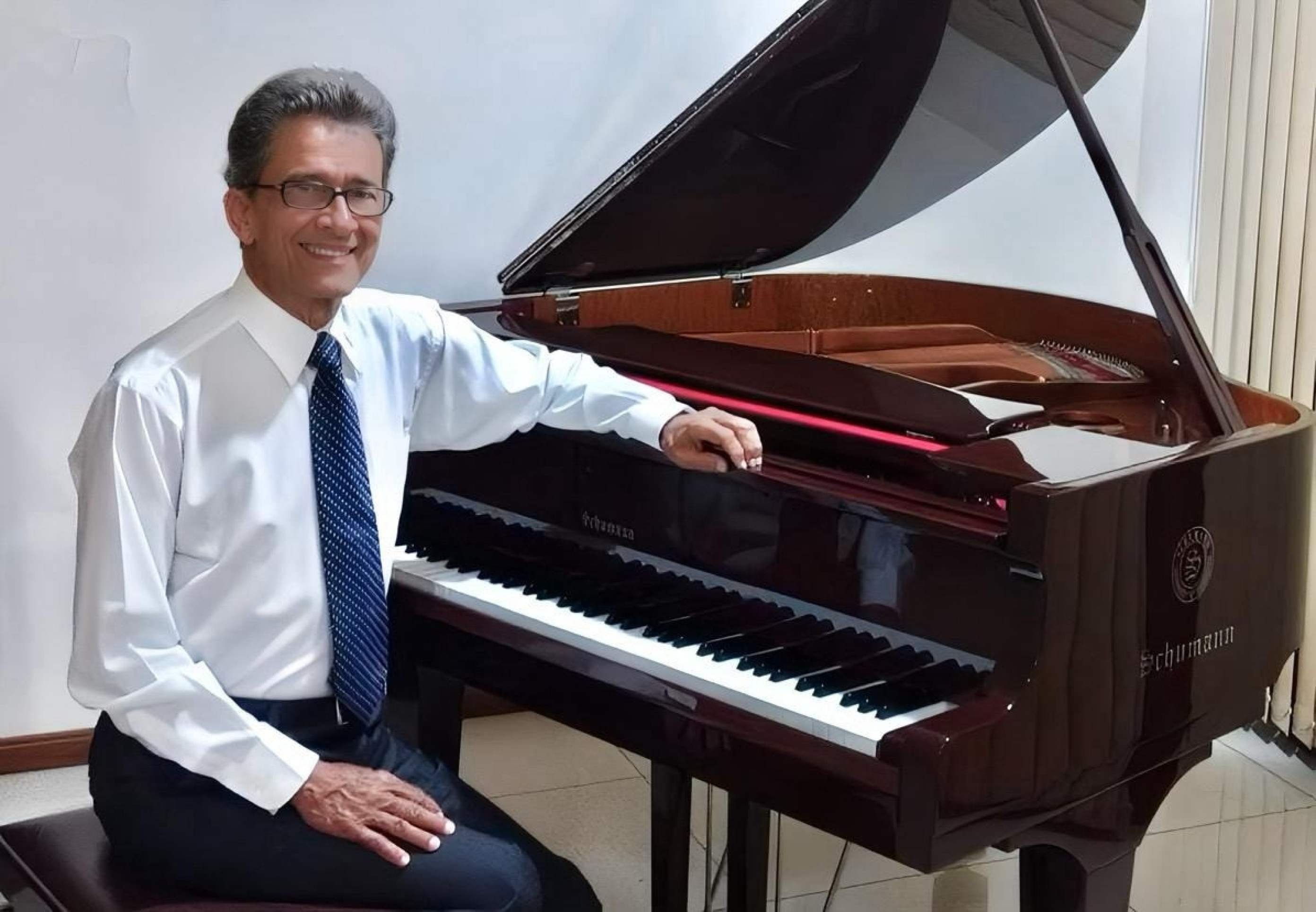 Pianista Halley Flamarion revisita as próprias memórias em recital nesta sexta