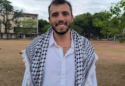 Thiago Ávila e Saif Abu Keshek faziam parte da flotilha humanitária Global Sumud que, com mais de 50 embarcações, partiu de diferentes portos de Itália, França e Espanha rumo a Gaza -  (crédito: Junio Silva) -Thiago Ávila e Saif Abu Keshek faziam parte da flotilha humanitária Global Sumud que, com mais de 50 embarcações, partiu de diferentes portos de Itália, França e Espanha rumo a Gaza -  (crédito: Junio Silva)