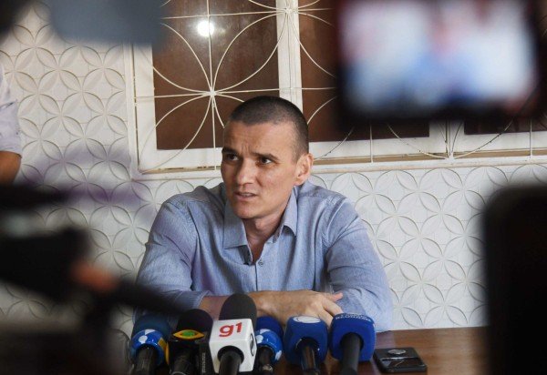  Ed Alves CB/DA Press