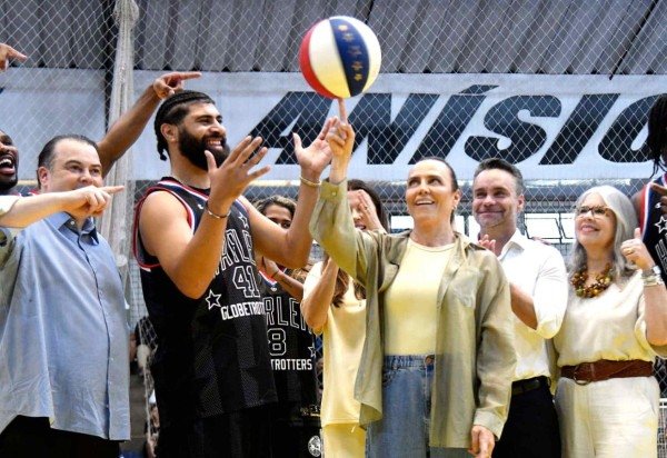 Ed Alves/CB/D.A Press