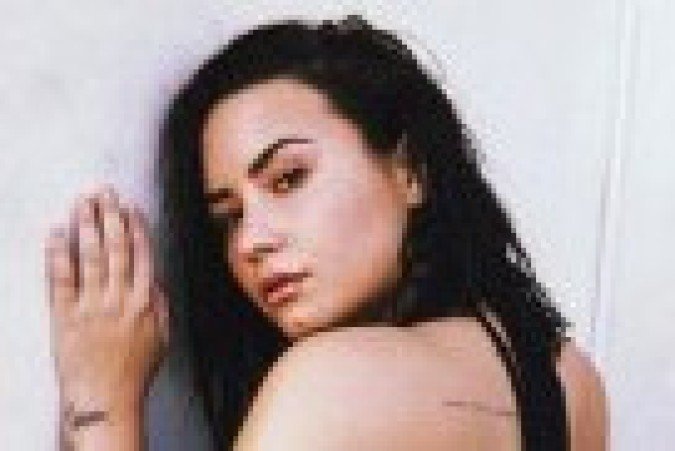Demi Lovato brilha em performance da era “It’s Not That Deep” e emociona fãs - (crédito: TMJBrazil) Demi Lovato brilha em performance da era “It’s Not That Deep” e emociona fãs - (crédito: TMJBrazil)