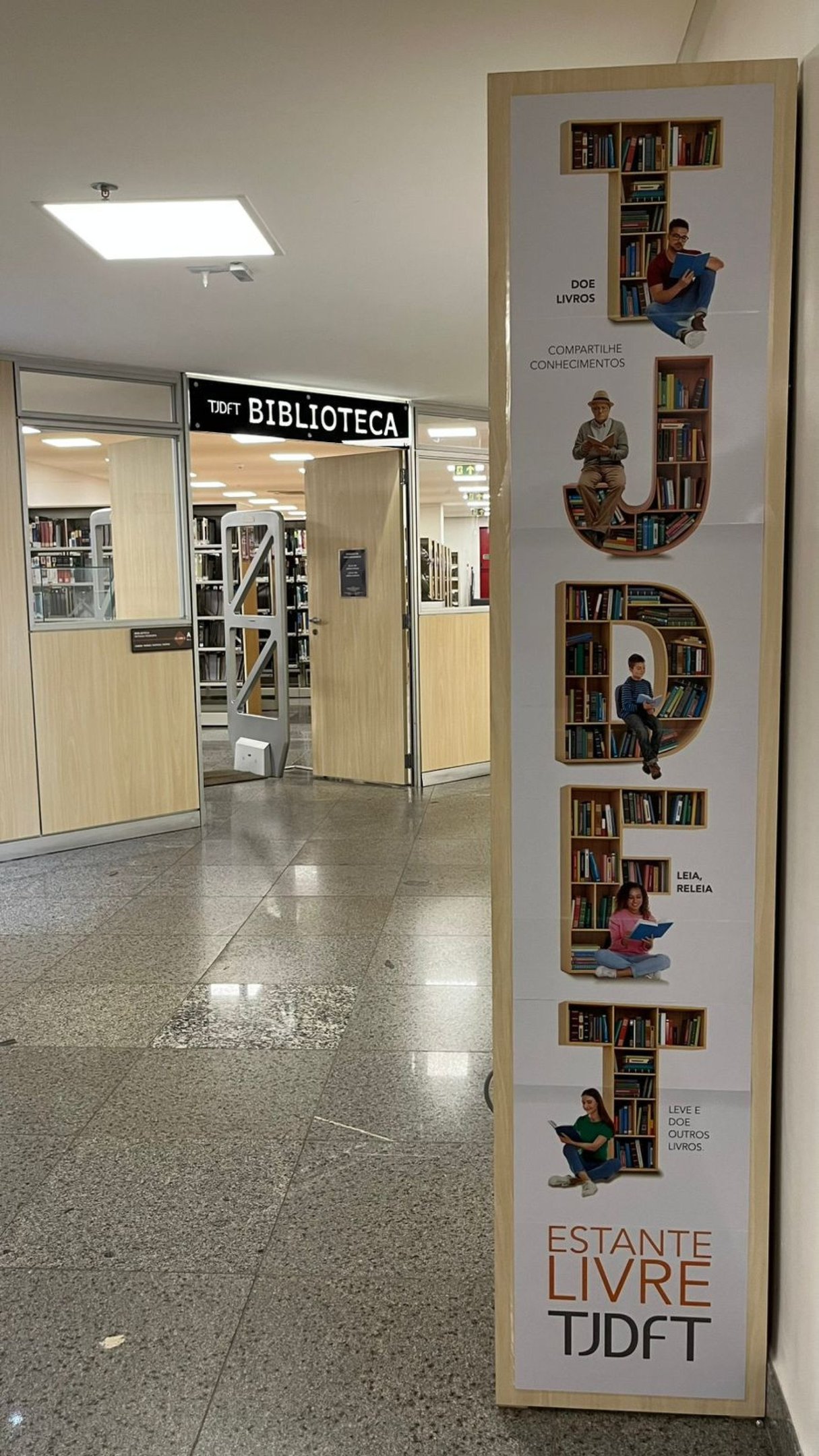 O Projeto Estante Livre &eacute; localizado no TJDFT 