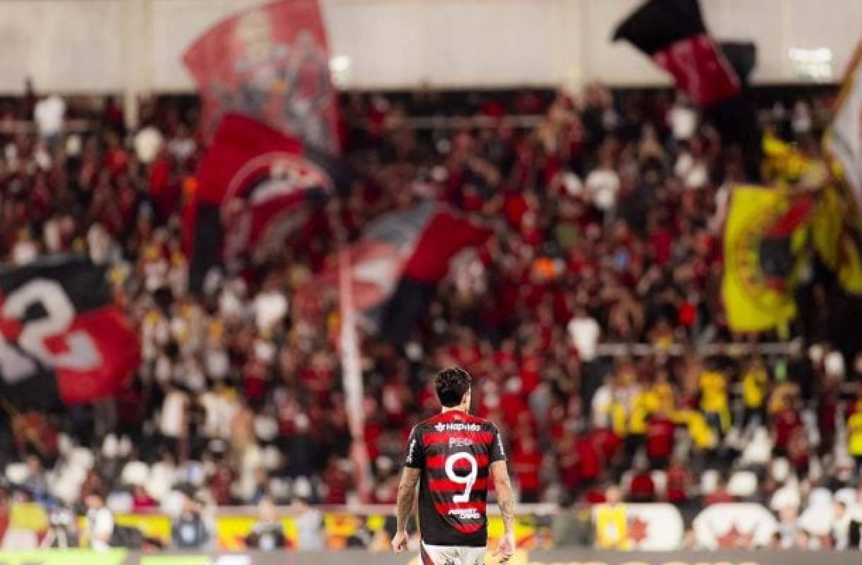 Flamengo, o tal Time da Moda, como estava na faixa lamentável vence o clássico