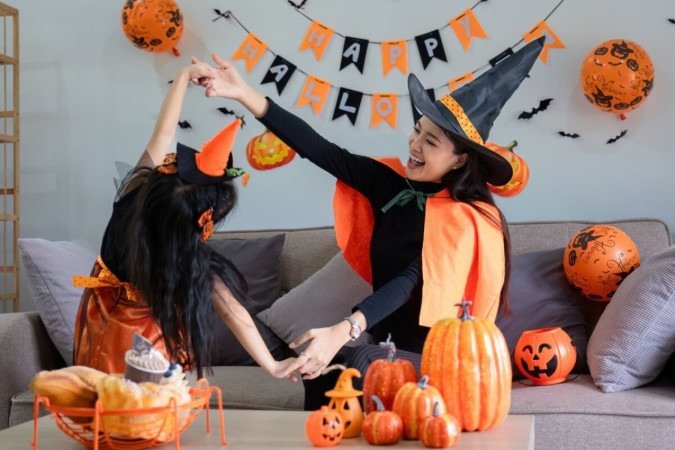 O Halloween é uma ótima oportunidade de criar brincadeiras lúdicas e festivas (Imagem: wichayada suwanachun | Shutterstock) -  (crédito: EdiCase)
