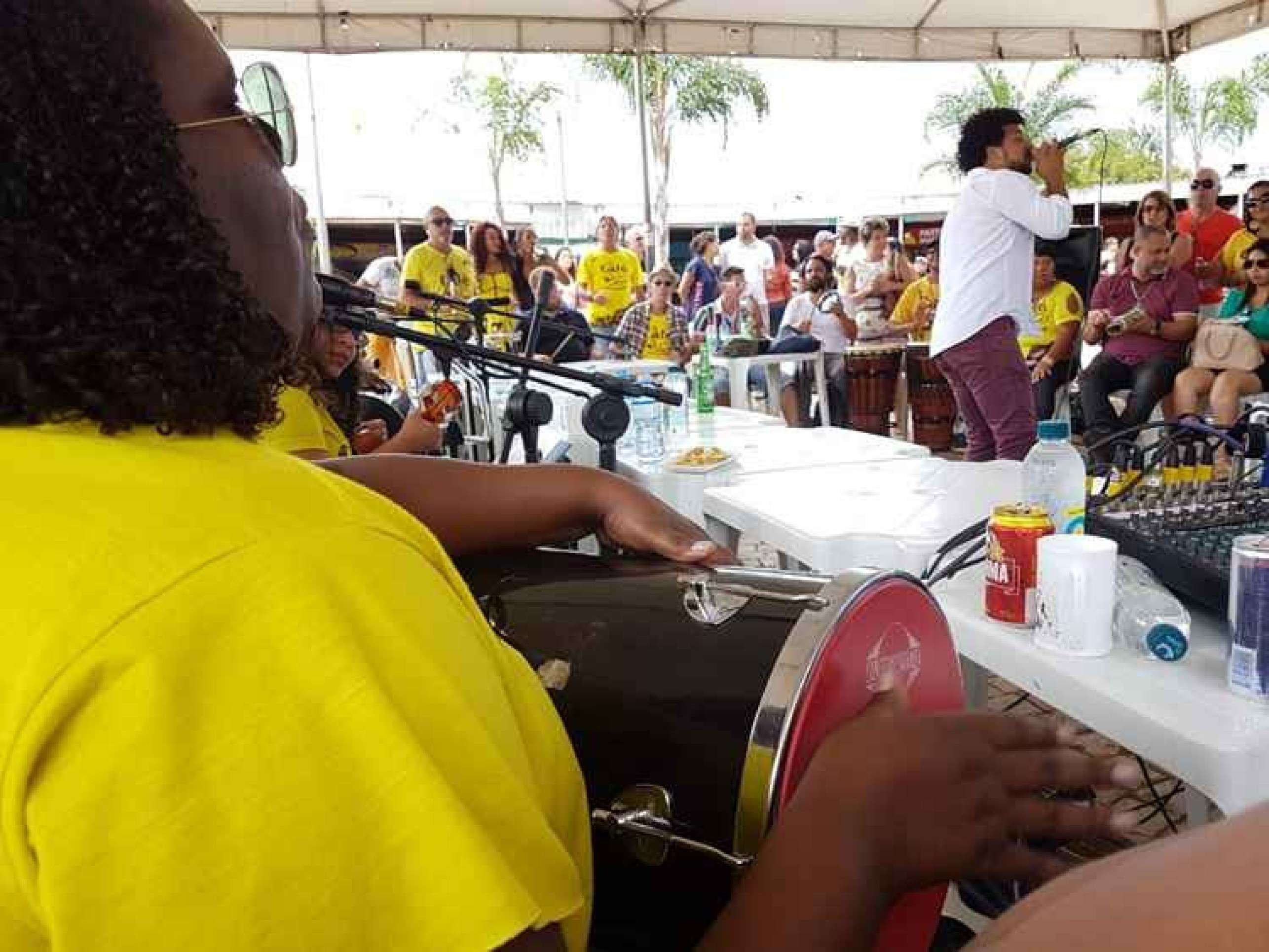 Torre de TV vira palco para Café com Samba neste sábado (18/10)