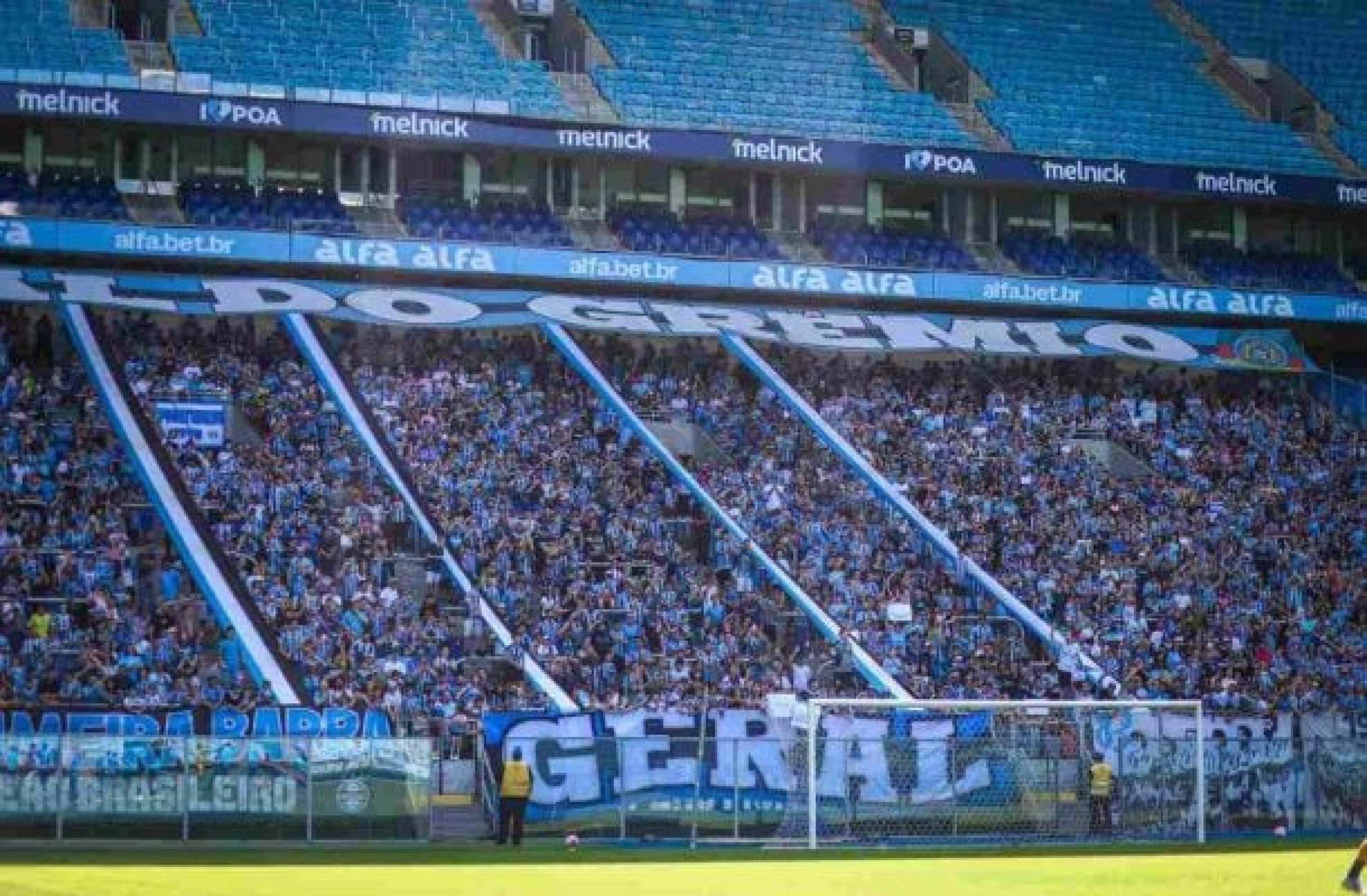 Grêmio domina e vence São Paulo no Brasileirão