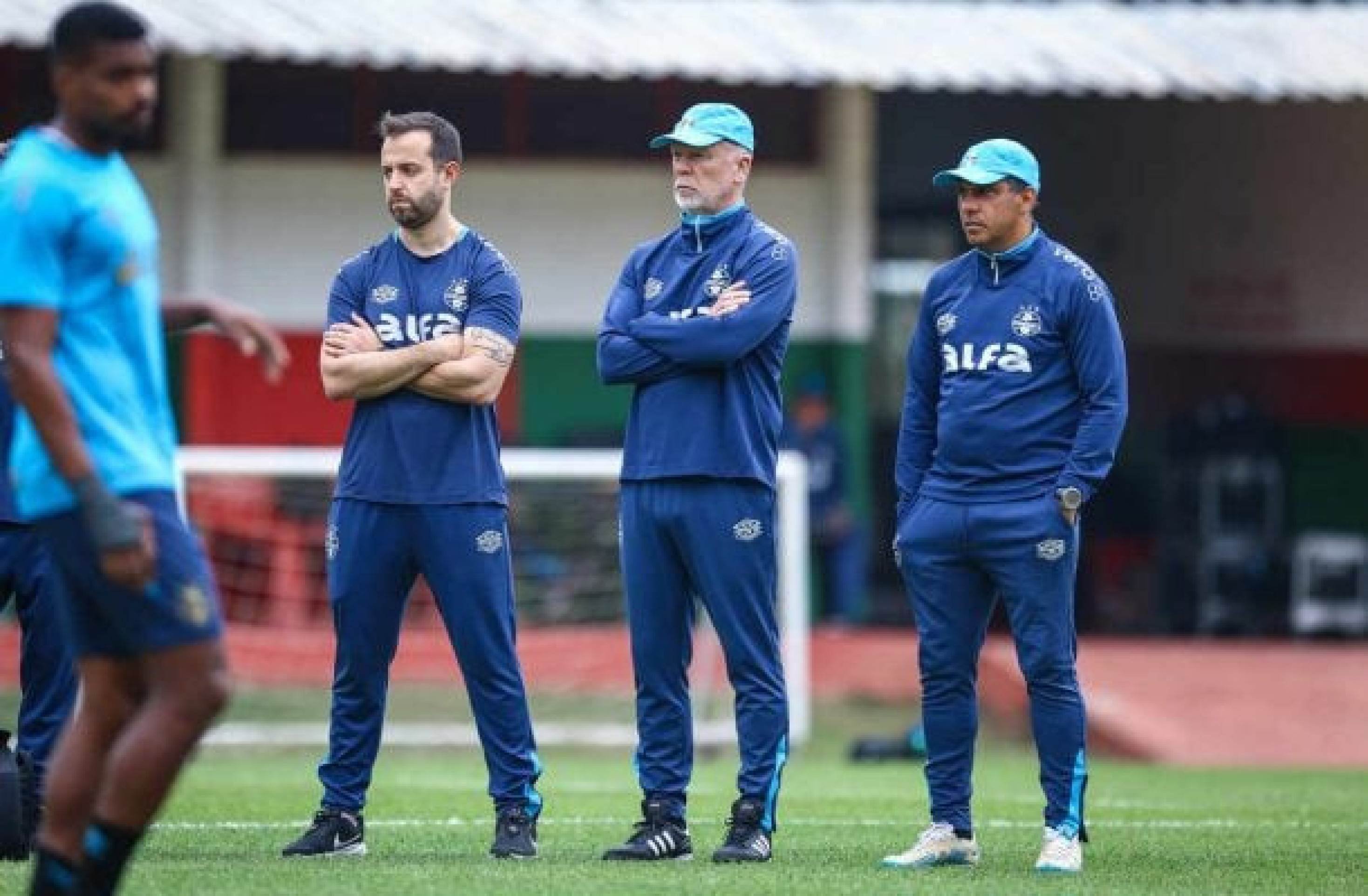 Grêmio pede urgência ao STJD para liberar Kannemann e Marlon contra o São Paulo