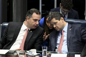 O Senado aprovou ontem (1º/9), por 63 votos a 4, a indicação de Pacheco ao TCU, numa articulação conduzida diretamente por Alcolumbre - (crédito: Edilson Rodrigues/Agência Senado) O Senado aprovou ontem (1º/9), por 63 votos a 4, a indicação de Pacheco ao TCU, numa articulação conduzida diretamente por Alcolumbre - (crédito: Edilson Rodrigues/Agência Senado)