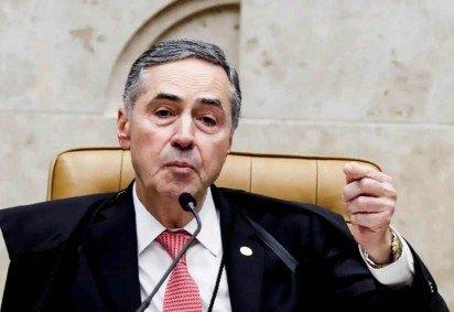 STF derruba decisão de Barroso e proíbe aborto legal por enfermeiros A determinação de Barroso foi o último ato no STF antes da aposentadoria -  (crédito:  Valter Campanato/Agencia Brasil) -A determinação de Barroso foi o último ato no STF antes da aposentadoria -  (crédito:  Valter Campanato/Agencia Brasil)
