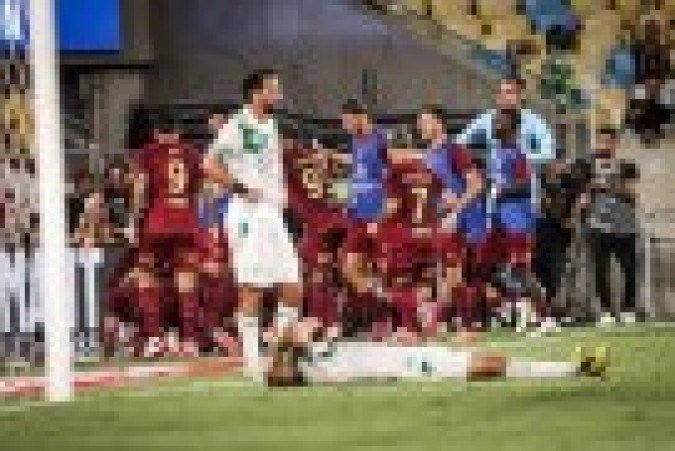 Fluminense marcou com Thiago Silva aos 52 minutos do 2° tempo -  (crédito: Foto: Lucas Merçon/Fluminense)