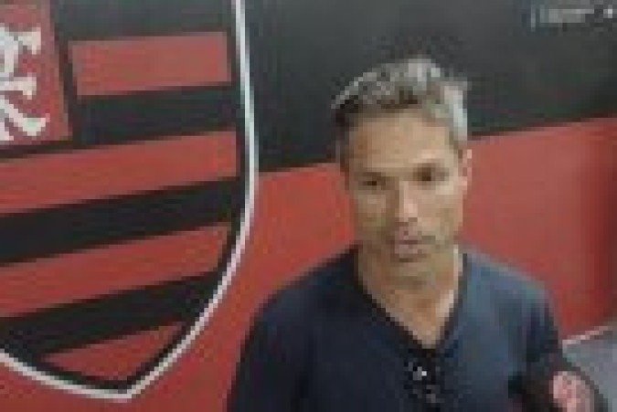 Ídolo do Flamengo, Diego lembra momento difícil em 2019 e afirma que pensou em sair do clube - (crédito: Reprodução) Ídolo do Flamengo, Diego lembra momento difícil em 2019 e afirma que pensou em sair do clube - (crédito: Reprodução)