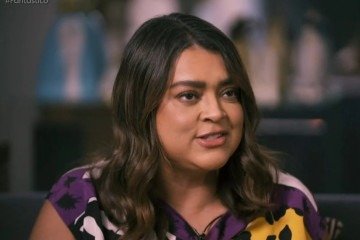 Preta – Eu Não Ando Só é um documentário que homenageia a cantora Preta Gil, focando nos registros íntimos feitos em seu próprio celular durante o tratamento contra o câncer. - (crédito: Reprodução/TV Globo) Preta – Eu Não Ando Só é um documentário que homenageia a cantora Preta Gil, focando nos registros íntimos feitos em seu próprio celular durante o tratamento contra o câncer. - (crédito: Reprodução/TV Globo)