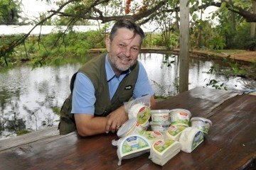 Produtor Joe Carlo Valle, da queijaria Malunga -  (crédito: Minervino Júnior/CB/D.A.Press)