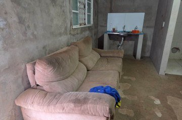 Vítima dormia no sofá da sala e acordou com as portas da casa sendo arrombadas. Ela foi executada com um tiro no rosto - (crédito: Fotos: Darcianne Diogo/CB/D.A Press) Vítima dormia no sofá da sala e acordou com as portas da casa sendo arrombadas. Ela foi executada com um tiro no rosto - (crédito: Fotos: Darcianne Diogo/CB/D.A Press)