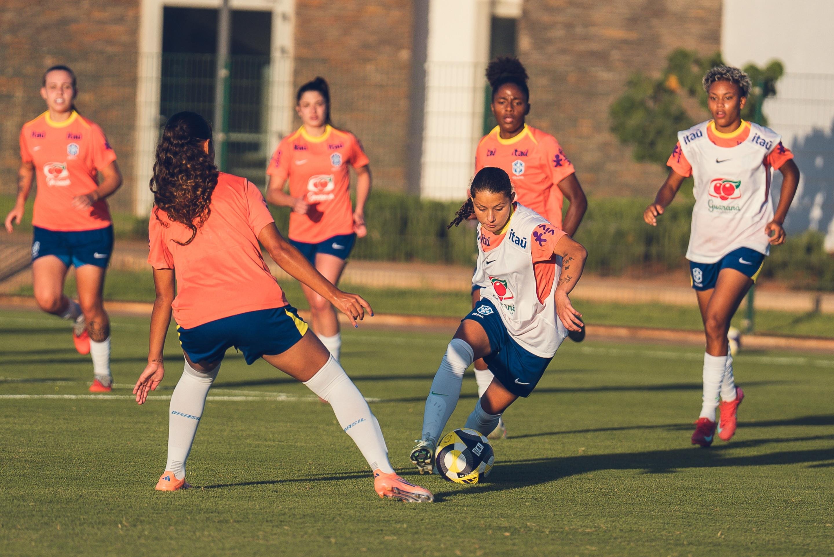 Mundial Sub-17 Feminino: Brasil enfrenta Costa Rica por vaga antecipada