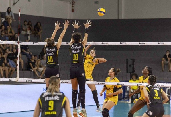 Bruno Cunha/Praia Clube