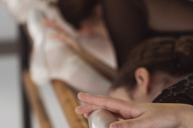 O balé ajuda a fortalecer postura coordenação e autoconfiança no dia a dia