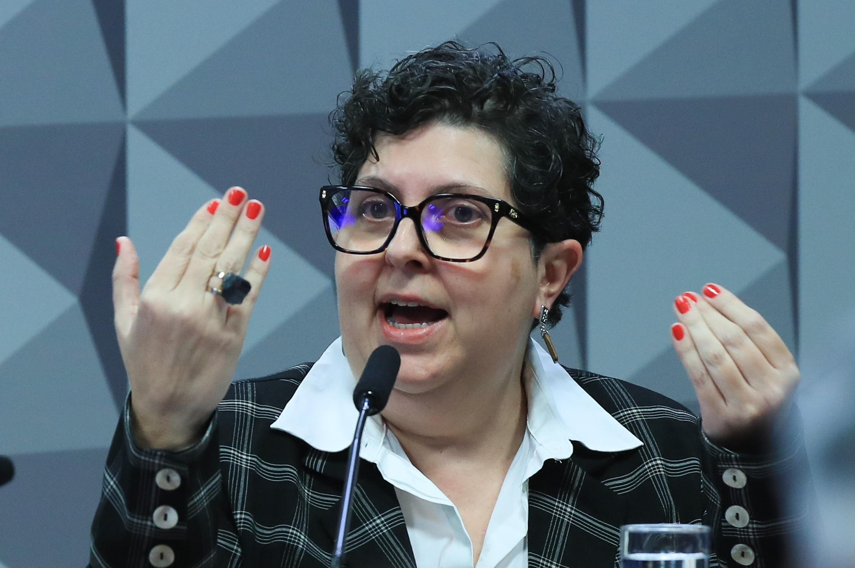 CPMI: Tonia Galleti contesta auditoria da CGU sobre descontos do INSS