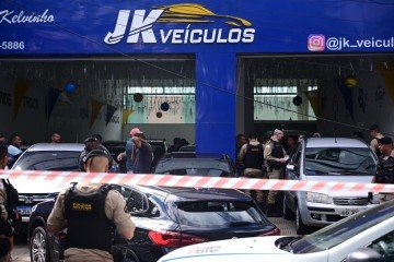 Policial de folga é morto em agência de carro em BH - Leandro Couri/EM/D.A Press