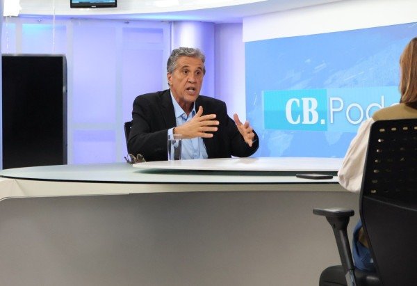  Bruna Gaston CB/DA Press