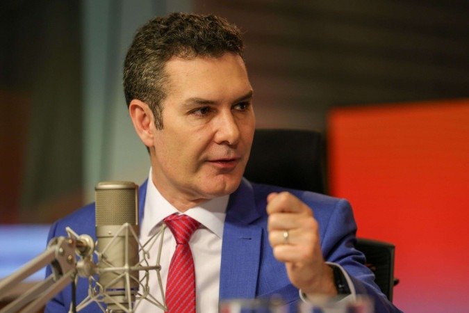 Tarifa zero depende de avaliação fiscal de estados, diz Jader Filho