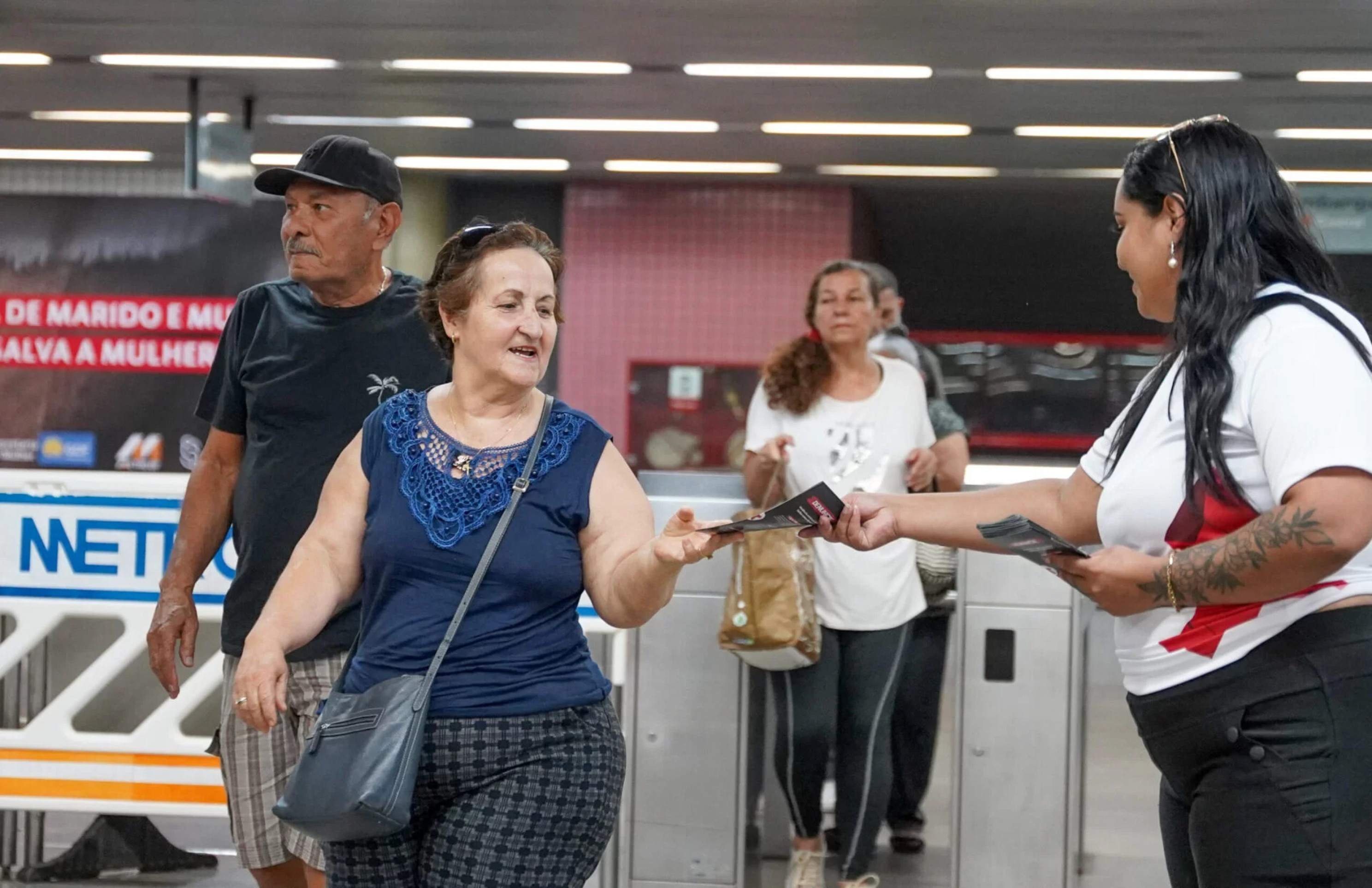 Praça do Relógio recebe nesta semana ações do projeto Mulher, Não se Cale!