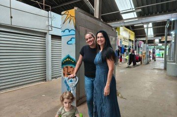 Márcia Cristina Alcântara, da Bahia, afirma que espaços tradicionais como a feira são importantes para o comércio local