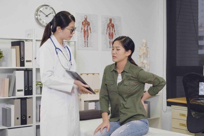 A lombalgia pode ter várias causas e merece atenção (Imagem: PRPicturesProduction | Shutterstock) - (crédito: EdiCase) A lombalgia pode ter várias causas e merece atenção (Imagem: PRPicturesProduction | Shutterstock) - (crédito: EdiCase)