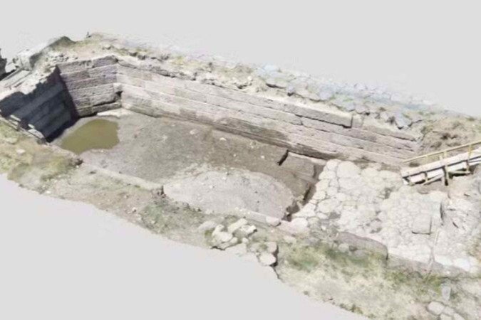 Arqueólogos descobrem ‘piscina’ romana construÍda em 250 a.C.