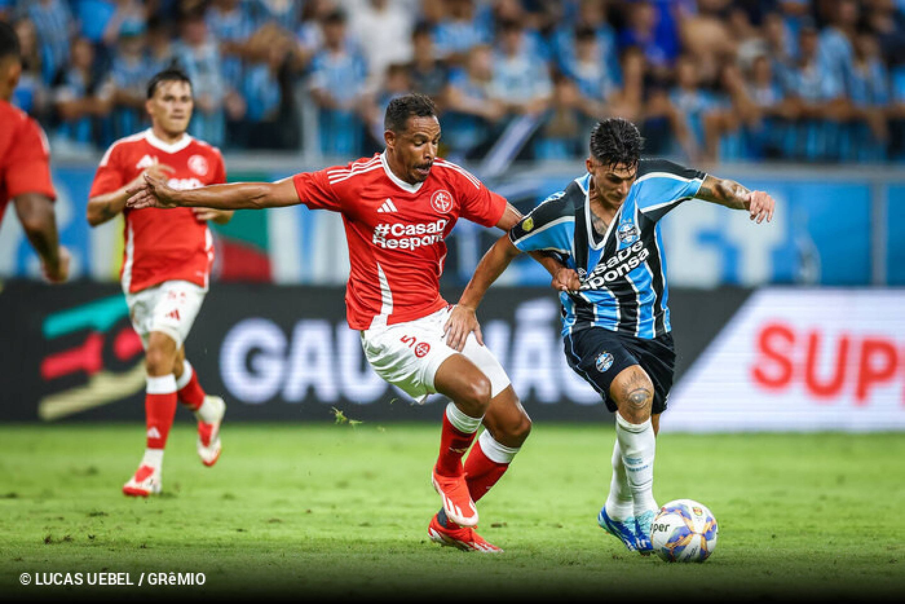 Fernando se lesionou gravemente e deixou o Internacional