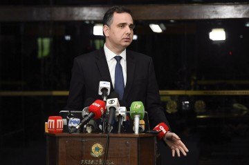 Senador Rodrigo Pacheco pode se filiar ao PSB ainda esta semana - (crédito: Jefferson Rudy/Agência Senado) Senador Rodrigo Pacheco pode se filiar ao PSB ainda esta semana - (crédito: Jefferson Rudy/Agência Senado)