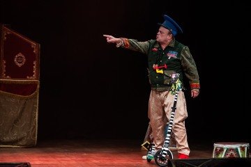 Espetáculo Mundo Suassuna explora o universo do escritor paraibano