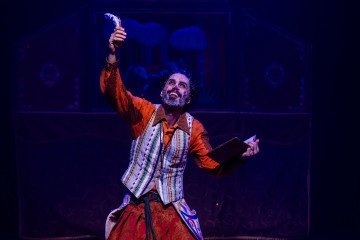 Espetáculo Mundo Suassuna explora o universo do escritor paraibano