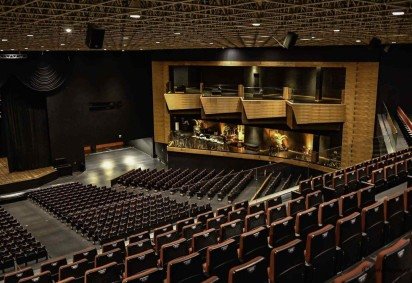 A engenheira e autora de best-sellers Martha Gabriel realizará a palestra 