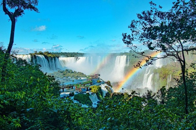 Foz do Iguaçu e seu fabuloso conjunto de 275 quedas d'água