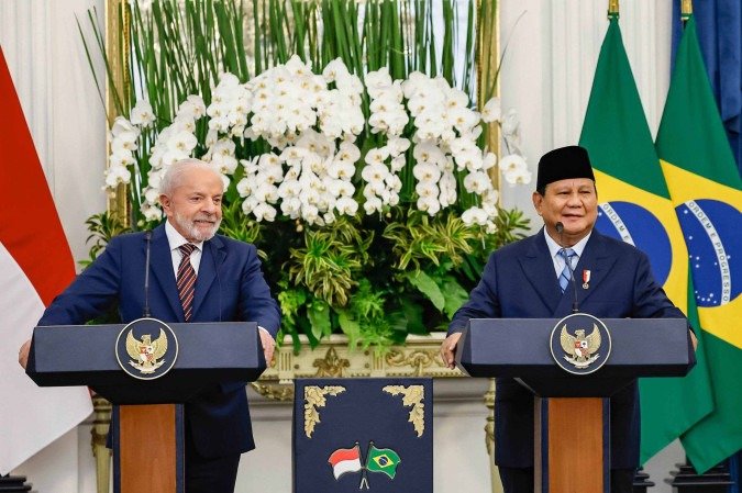 Na Indonésia, Lula diz que vai disputar quarto mandato: 