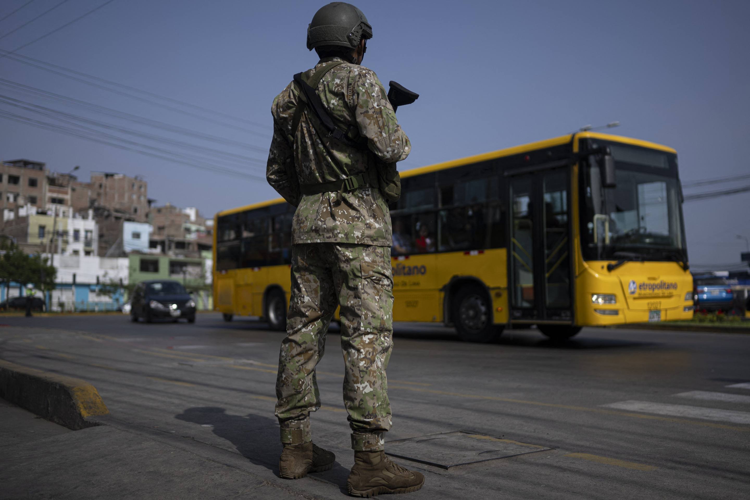 Motorista de ônibus: o trabalho mais perigoso do Peru por causa da extorsão