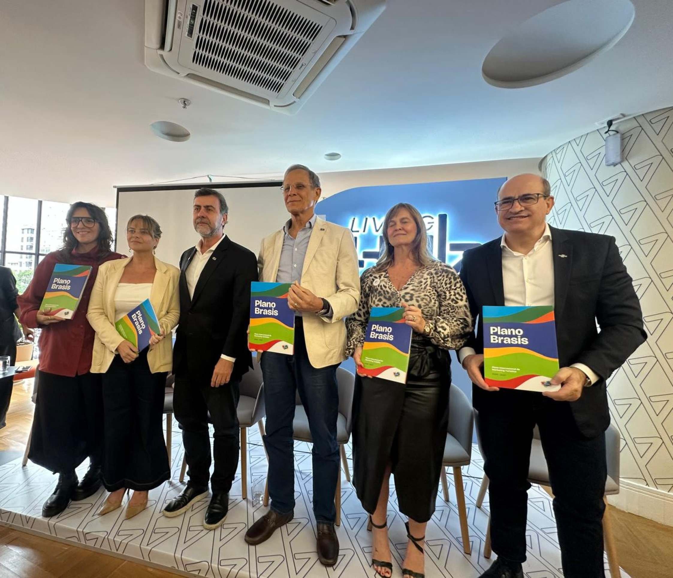 Plano Brasis da Embratur destaca Minas no turismo internacional