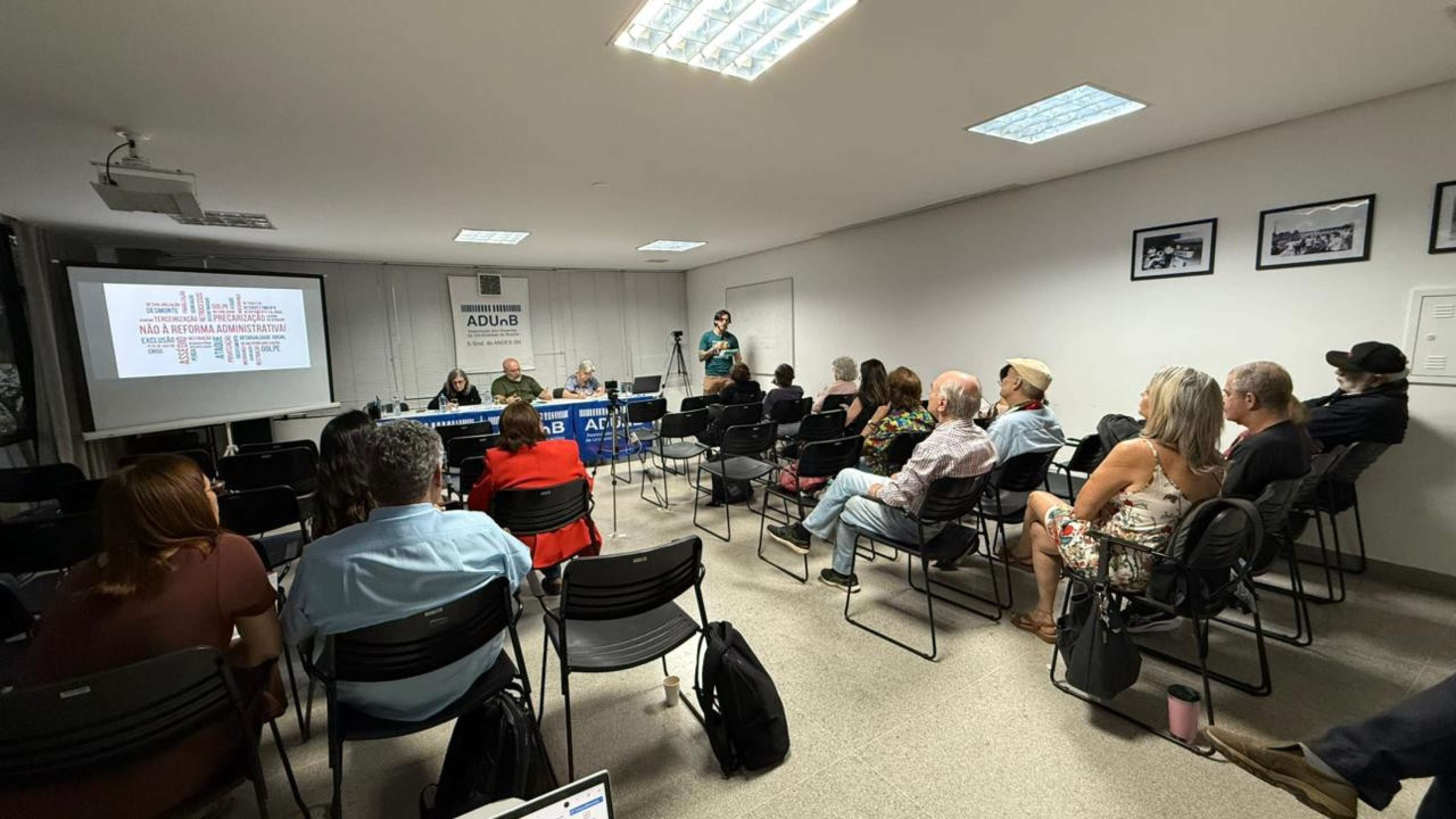  Professores da UnB aprovam paralisação contra a Reforma Administrativa