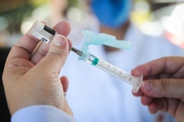 Distrito Federal terá vacinação gratuita neste final de semana - (crédito: Foto: Geovana-Albuquerque/Agência-Saúde) Distrito Federal terá vacinação gratuita neste final de semana - (crédito: Foto: Geovana-Albuquerque/Agência-Saúde)